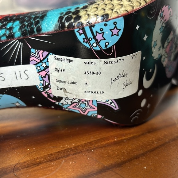 Irregular Choice random assortment of single non paired shoes size 37 all sample - Picture 12 of 14